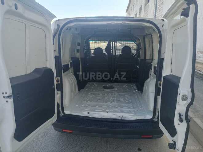 Fiat Doblo 2011, 242,000 km - 1.4 l - Bakı