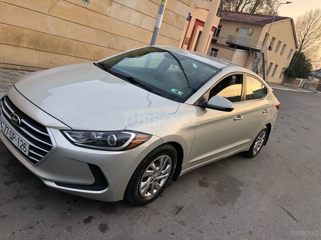 Hyundai Elantra 2017, 107,828 km - 2.0 l - Bakı