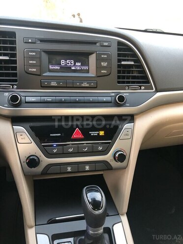 Hyundai Elantra 2017, 107,828 km - 2.0 l - Bakı