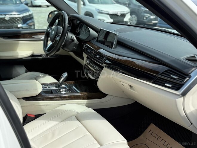 BMW X5-8
