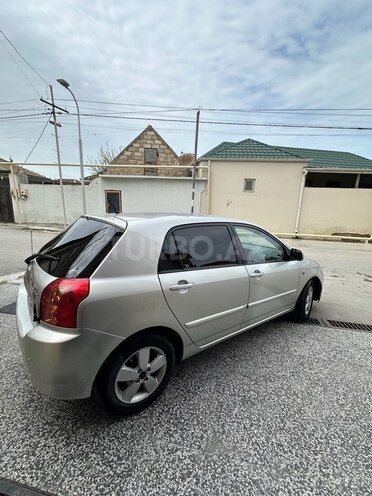 Toyota Corolla 2004, 253,000 km - 1.4 l - Bakı