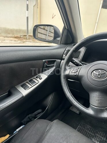 Toyota Corolla 2004, 253,000 km - 1.4 l - Bakı