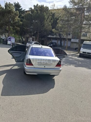 Mercedes C 180 1999, 351,000 km - 1.8 л - Bakı