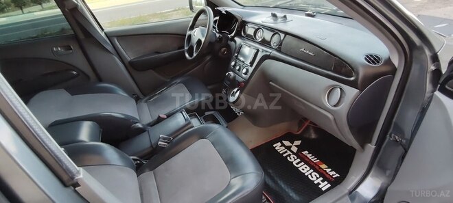 Mitsubishi Airtrek 2001, 265,166 km - 2.0 л - Sumqayıt