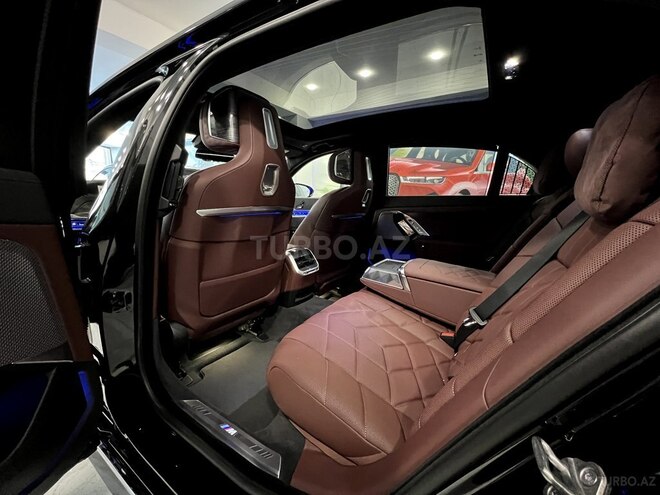 BMW 740 2022, 19,000 km - 3.0 l - Bakı