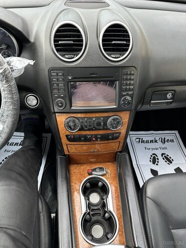 Mercedes ML 350 4MATIC-15