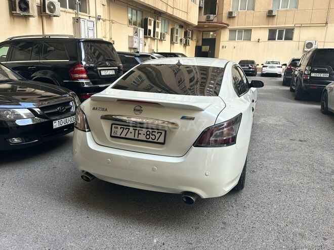 Nissan Maxima-4