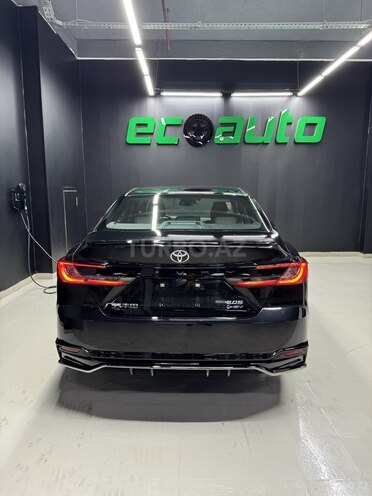 Toyota Camry-4