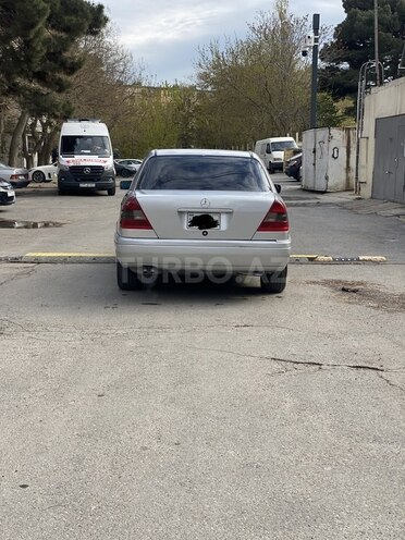 Mercedes C 200 1995, 111,717 km - 2.0 l - Bakı