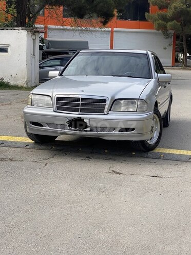 Mercedes C 200 1995, 111,717 km - 2.0 l - Bakı