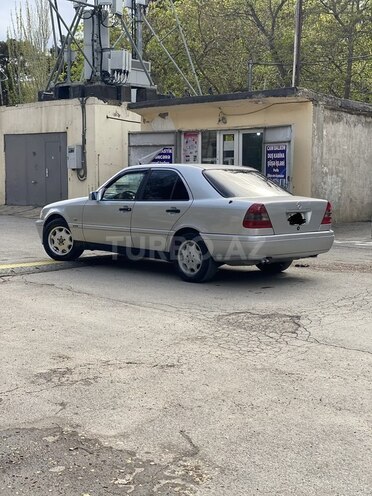 Mercedes C 200 1995, 111,717 km - 2.0 l - Bakı
