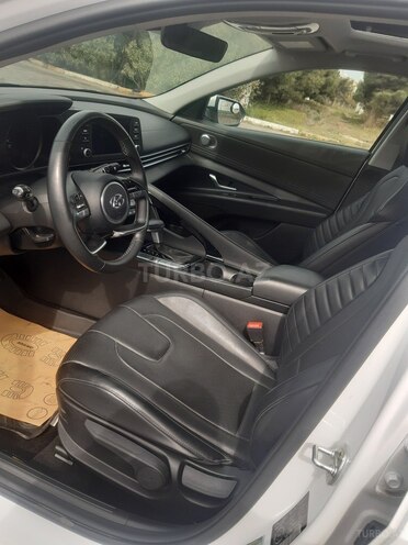 Hyundai Elantra 2022, 49,367 km - 2.0 l - Bakı