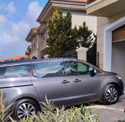 Kia Carnival 2017, 225,000 km - 2.2 l - Bakı