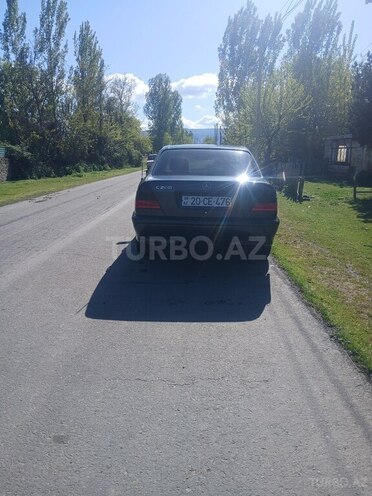 Mercedes C 200 1995, 453,003 km - 2.0 l - Zaqatala