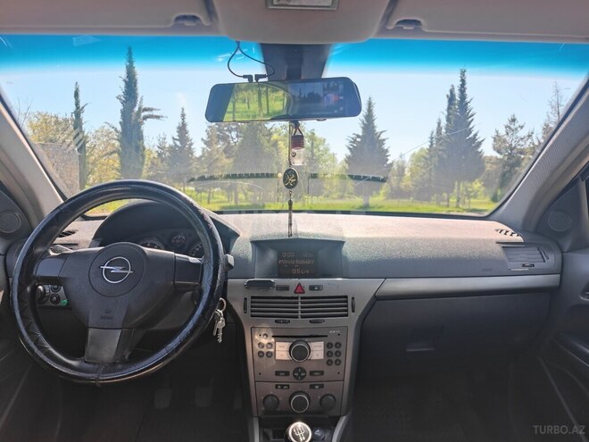 Opel Astra 2004, 415,836 km - 1.4 l - Balakən