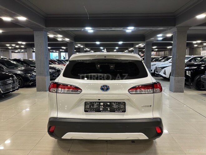 Toyota Corolla Cross 2023, 33,000 km - 2.0 l - Bakı