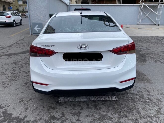 Hyundai Accent 2018, 205,700 km - 1.6 л - Bakı