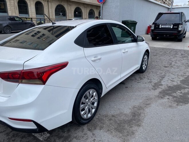 Hyundai Accent 2018, 205,700 km - 1.6 л - Bakı
