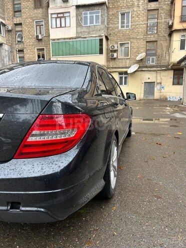 Mercedes C 250 2011, 270,000 km - 1.8 l - Bakı