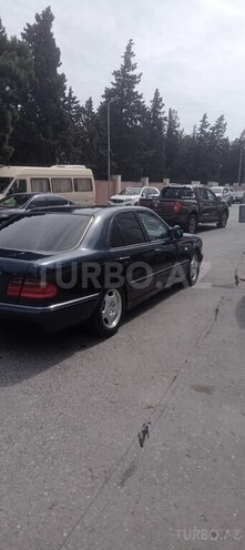 Mercedes E 230 1996, 302,533 km - 2.3 l - Bakı