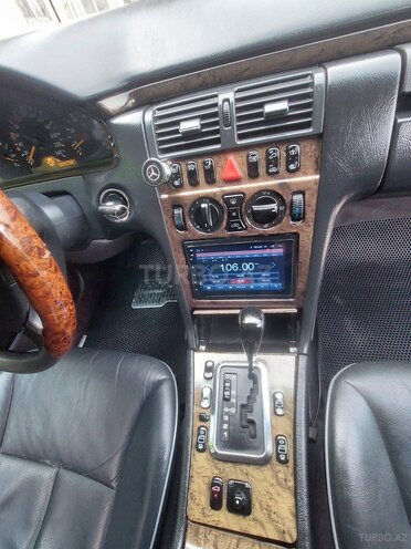 Mercedes E 240 1997, 380,000 km - 2.4 l - Bakı