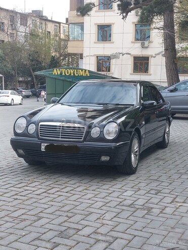 Mercedes E 240 1997, 380,000 km - 2.4 l - Bakı