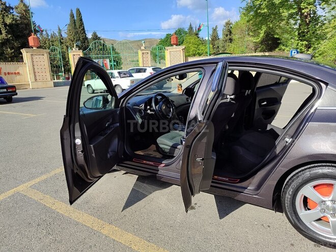 Chevrolet Cruze 2015, 176,500 km - 1.4 л - Göyçay