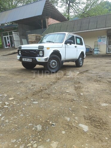 LADA (VAZ) Niva 2010, 160,000 km - 1.7 л - Lerik
