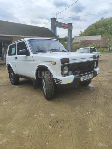 LADA (VAZ) Niva 2010, 160,000 km - 1.7 л - Lerik