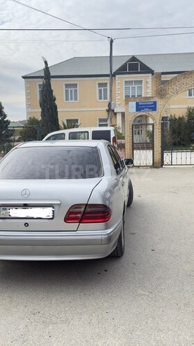 Mercedes E 220 d 2000, 406,000 km - 2.2 l - Bakı