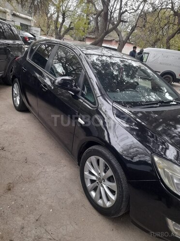 Opel Astra 2010, 235,000 km - 1.3 l - Bakı