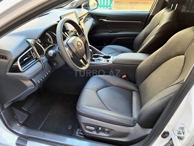 Toyota Camry 2023, 21,000 km - 2.5 l - Bakı