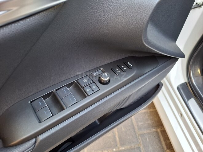 Toyota Camry 2023, 21,000 km - 2.5 l - Bakı