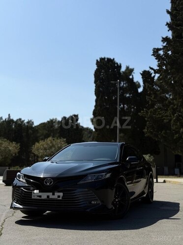 Toyota Camry-1