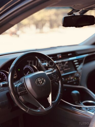 Toyota Camry-10
