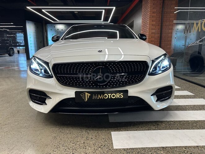 Mercedes E 220 d-2