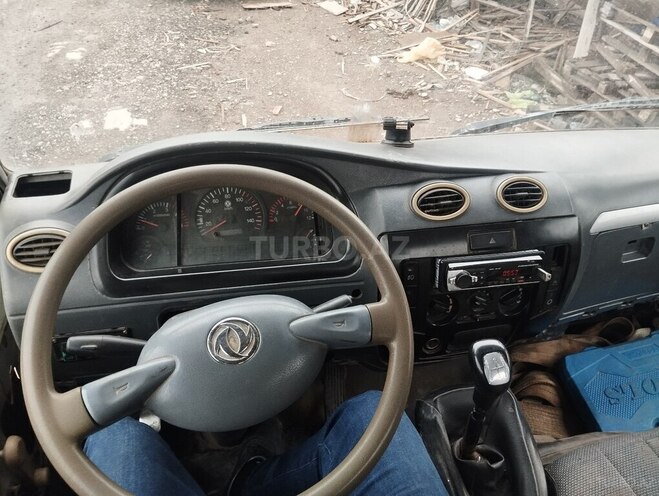 Isuzu  2013, 142,500 km - 3.9 l - Bakı