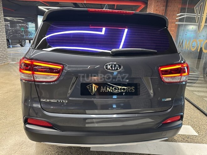 Kia Sorento-5