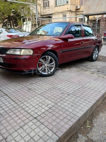Opel Vectra 1996, 270,000 km - 2.0 l - Bakı