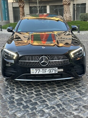 Mercedes E 300 e 2023, 15,600 km - 2.0 л - Bakı
