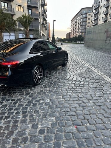 Mercedes E 300 e 2023, 15,600 km - 2.0 л - Bakı