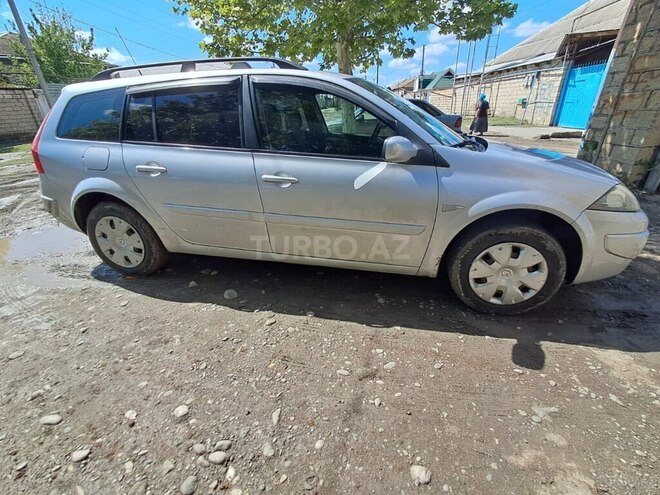 Renault Megane 2009, 275,478 km - 1.5 l - Yevlax