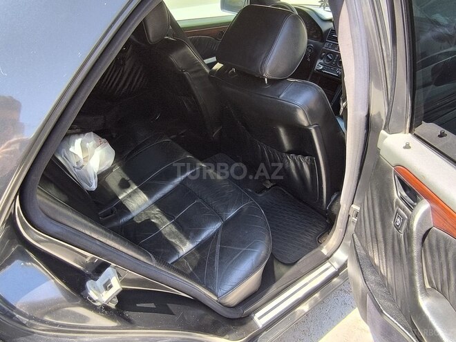 Mercedes C 280 1994, 280,000 km - 2.8 l - Salyan
