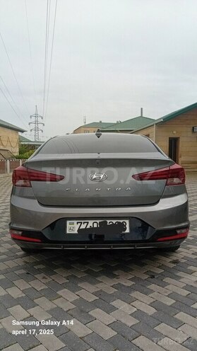 Hyundai Elantra 2019, 107,000 km - 2.0 l - Bakı