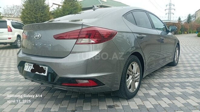 Hyundai Elantra 2019, 107,000 km - 2.0 l - Bakı
