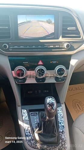Hyundai Elantra 2019, 107,000 km - 2.0 l - Bakı