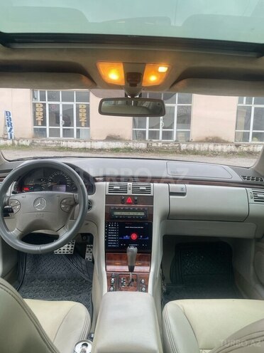 Mercedes E 240 2000, 250,000 km - 2.4 l - Xaçmaz