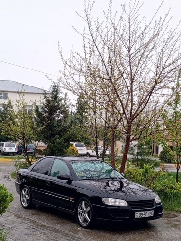 Opel Omega 1999, 350,000 km - 2.0 l - Qobustan