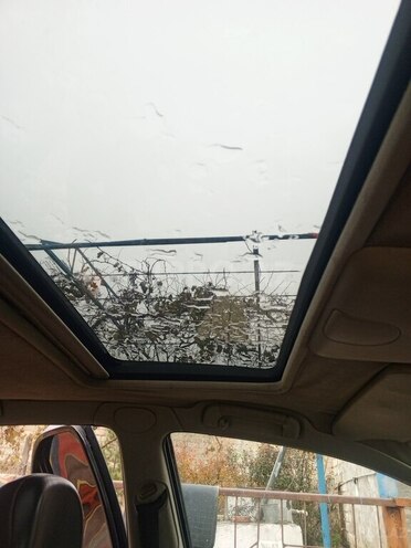 Opel Omega 1999, 350,000 km - 2.0 l - Qobustan
