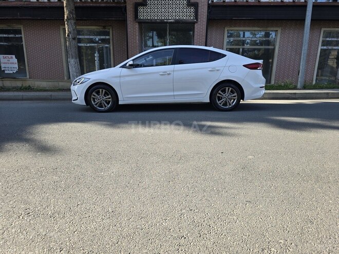 Hyundai Avante 2016, 137,000 km - 1.6 l - Zaqatala